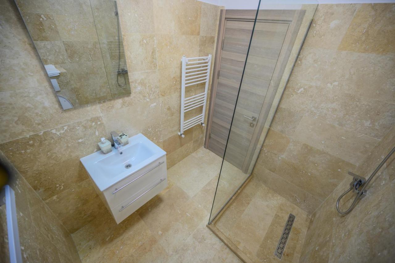 Wida Apartaments Mamaia Nord Năvodari Eksteriør bilde